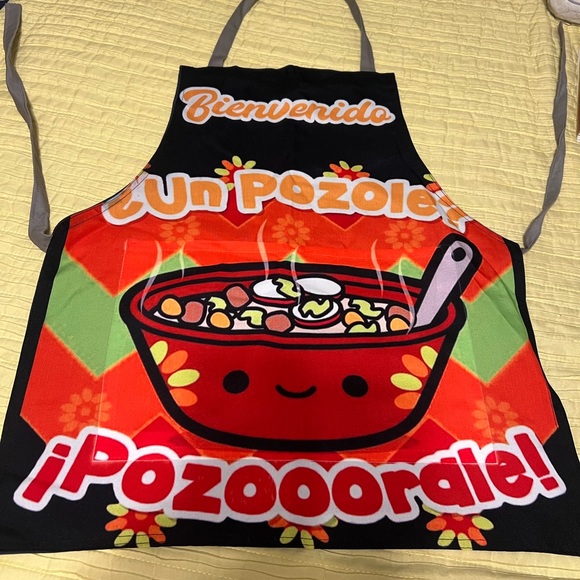 Beautiful New Mexican Aprons - Picture 5 of 8